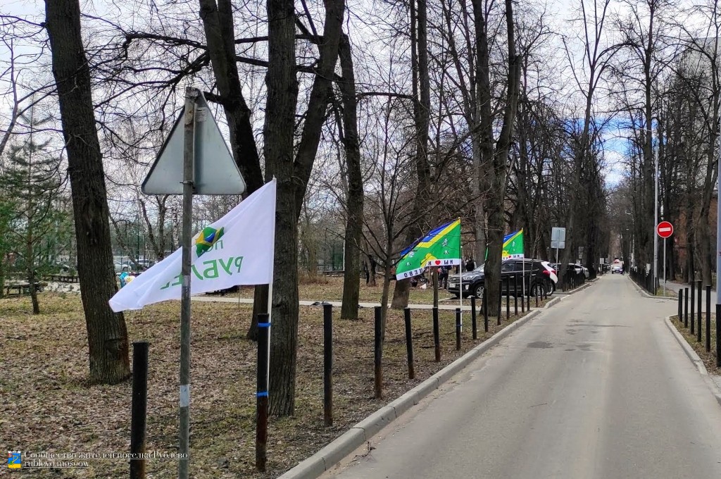 В Рублёво прошёл воскресник по посадке деревьев на Советской. 4